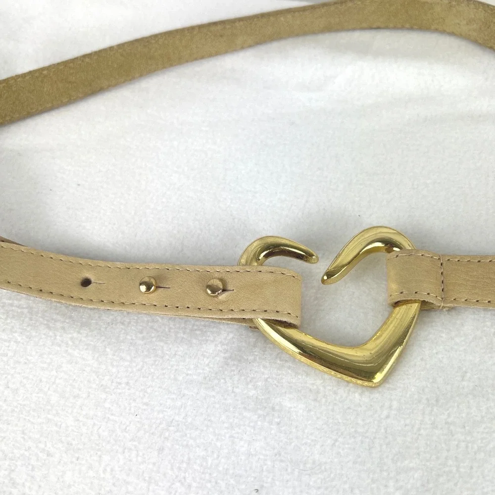 Womens Tan Leather Heart Buckle Belt Gold Tone Hardware Size M/L Festivak wester